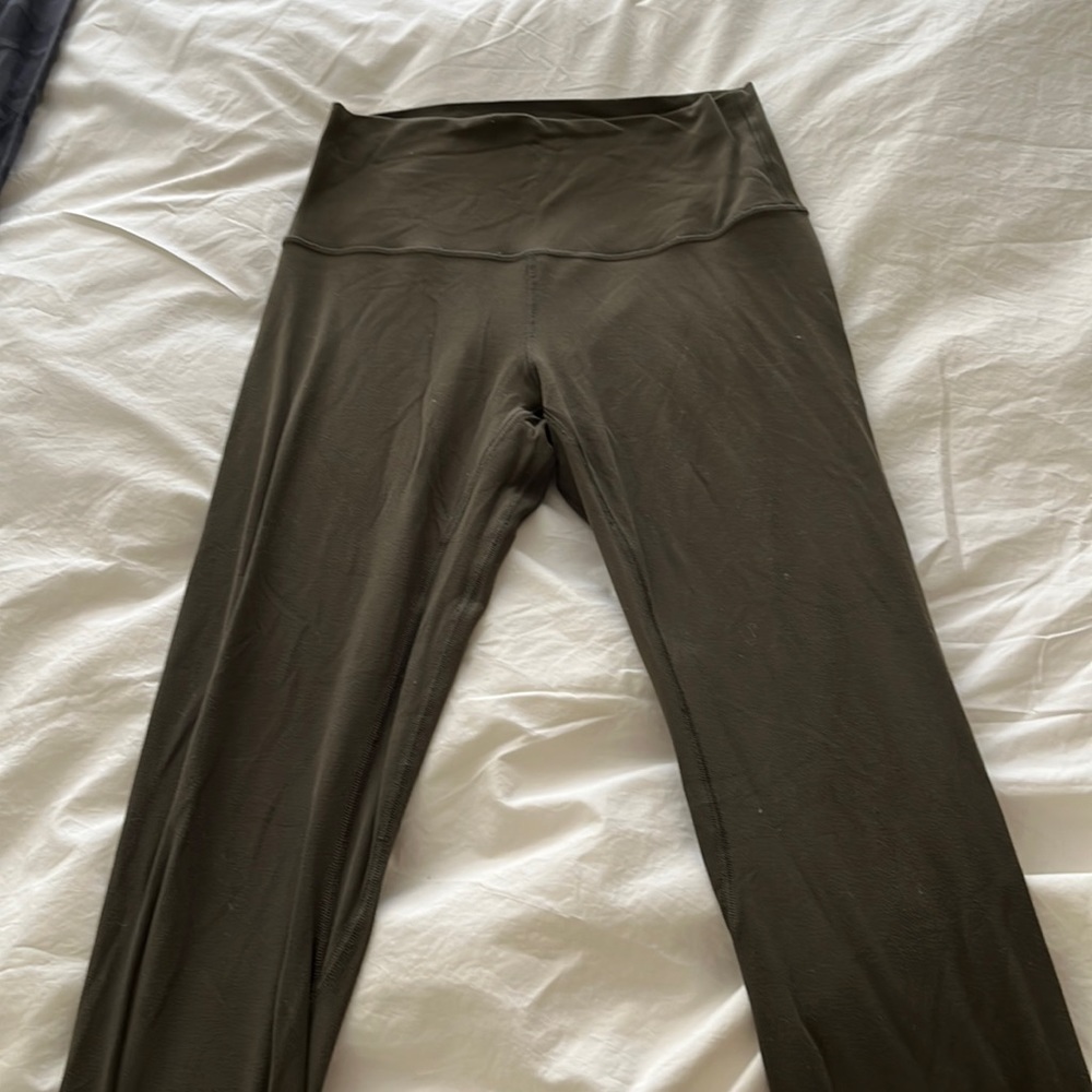 Lululemon Align 28” inseam size 6. Olive color